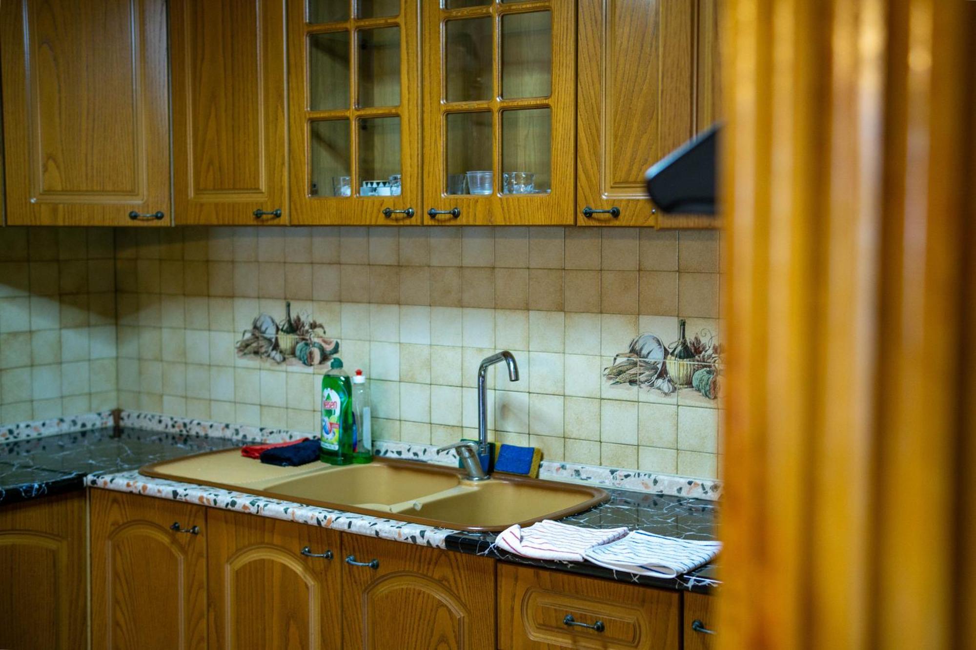 Bllok Bright Private Bedrooms With Private Bathroom On Shared Apartment ติรานา ภายนอก รูปภาพ
