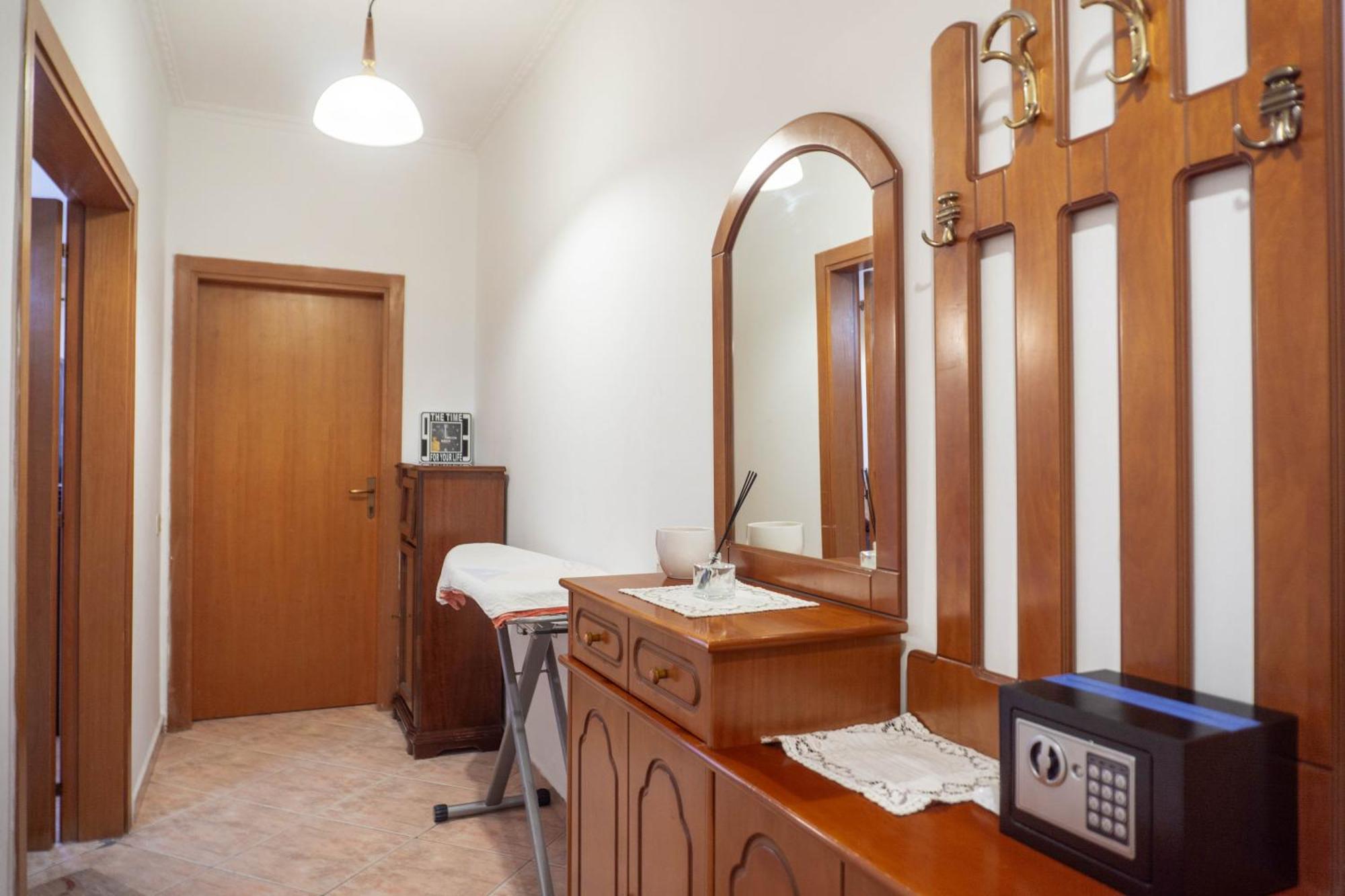 Bllok Bright Private Bedrooms With Private Bathroom On Shared Apartment ติรานา ภายนอก รูปภาพ